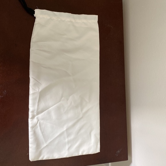 100% Authentic Gucci dust bag - Picture 3 of 3